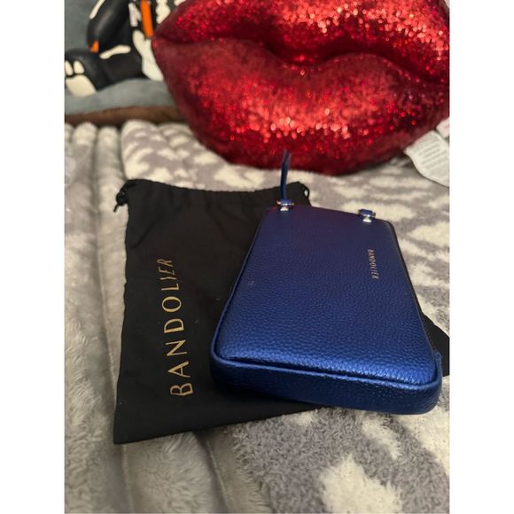 Sold on merc - Picture 3 of 3